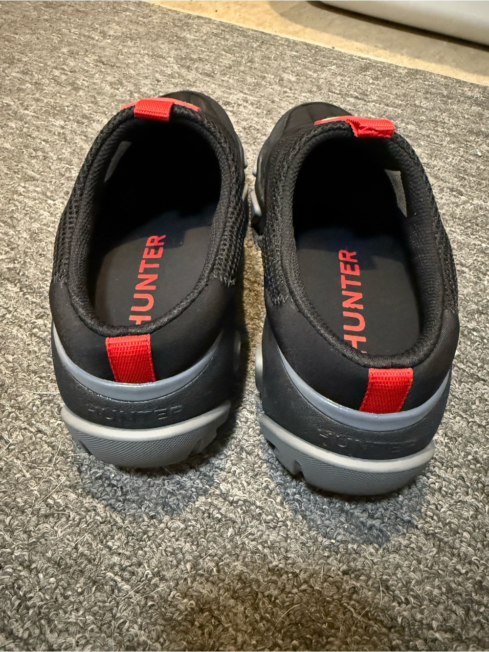 Hunter Men’s Black Slip-On Sneakers with Red Pull Tab and Gray Sole - Picture 5 of 7